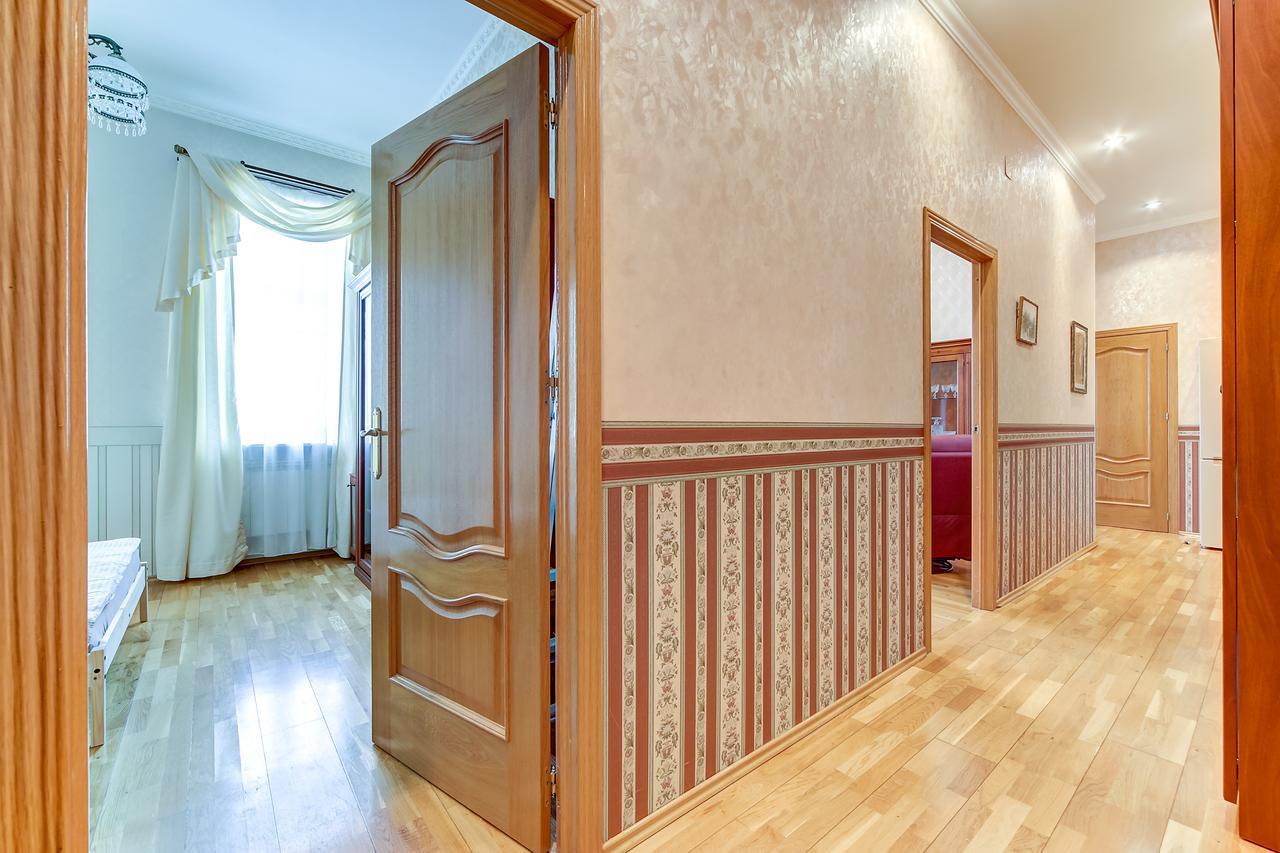 Apartment On Oranzhereynaya 7 普希金 外观 照片